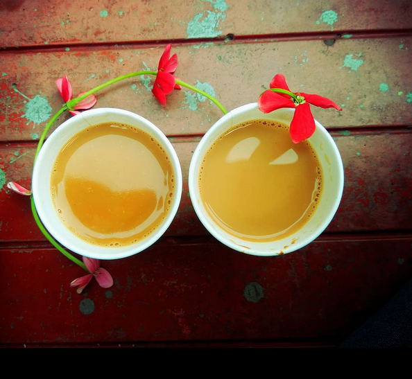 व-हाडी कथा – घोटभर चहा