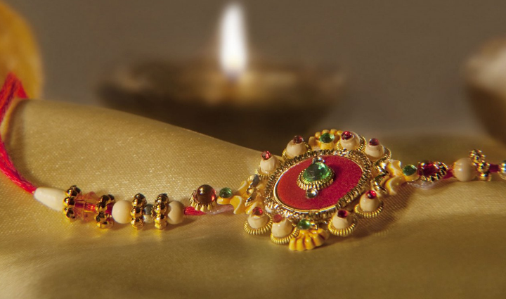 राखीपोरनीमा-Varhadi katha